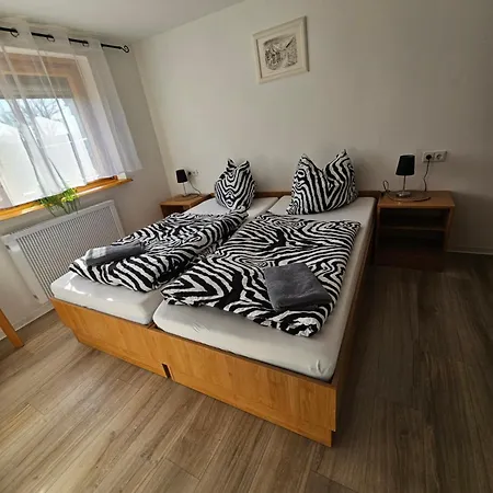 Kleines In Bei Der Messe Appartement