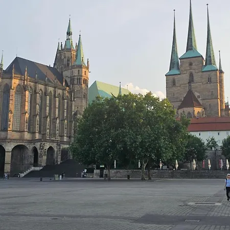 Kleines In Bei Der Messe